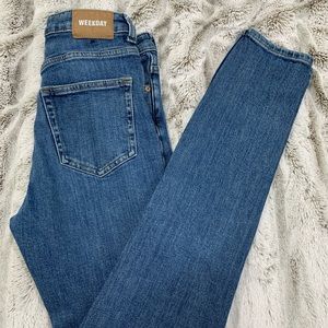 WEEKDAY Thursday jeans size 27/30